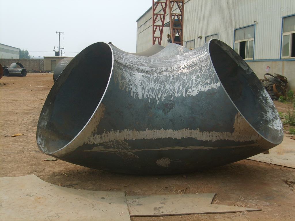 專業生產蝦米腰彎頭、大型對焊彎頭、焊接彎頭在排水系統中的應用與優勢